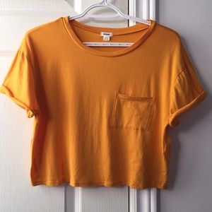 GARAGE yellow cropped tee